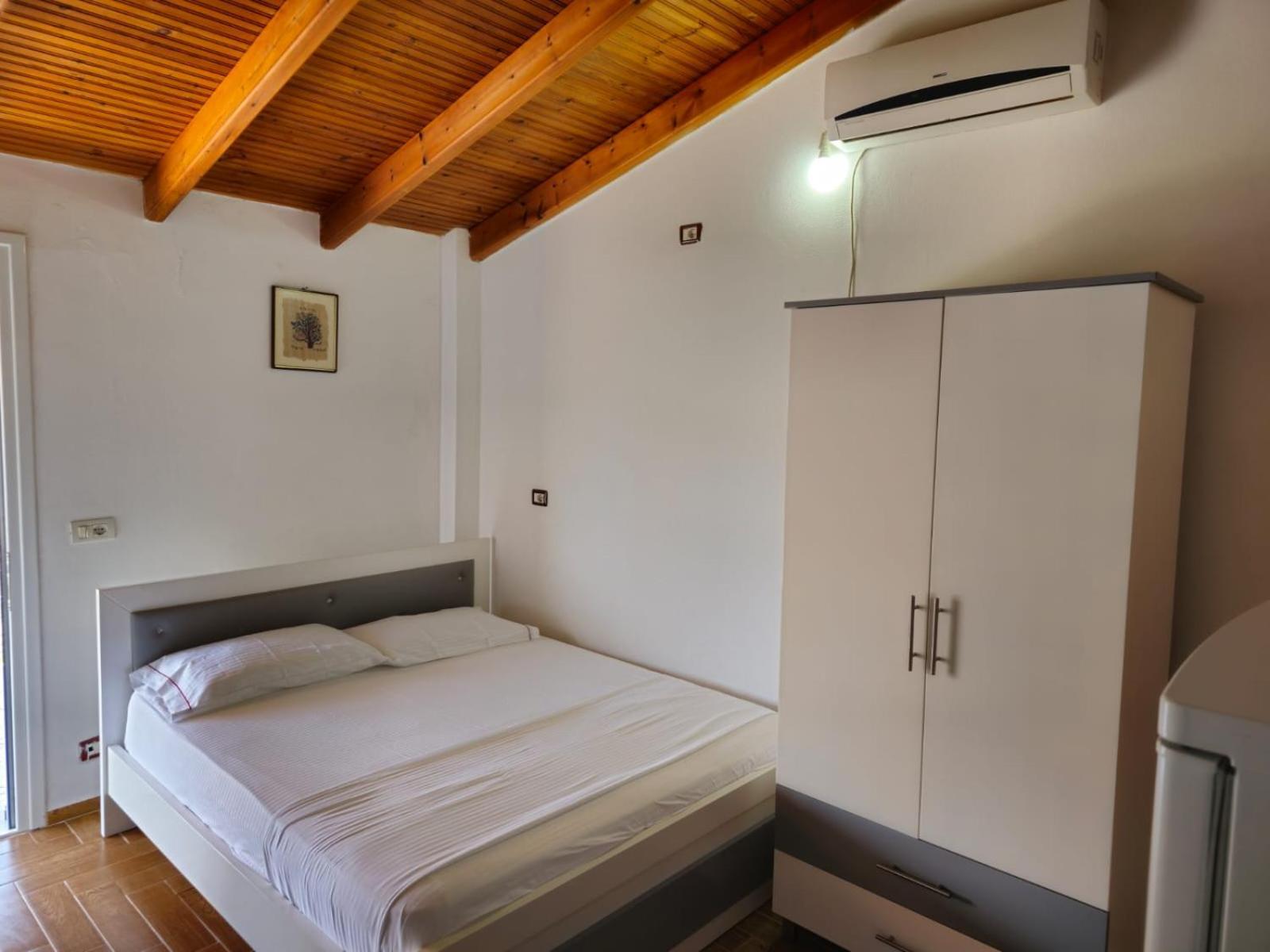 Caushi Apartments Ksamil Exterior foto